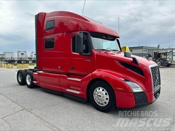 Volvo VNL42860 Conventional Trucks / Tractor Trucks