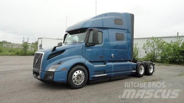 Volvo VNL64T760 Conventional Trucks / Tractor Trucks