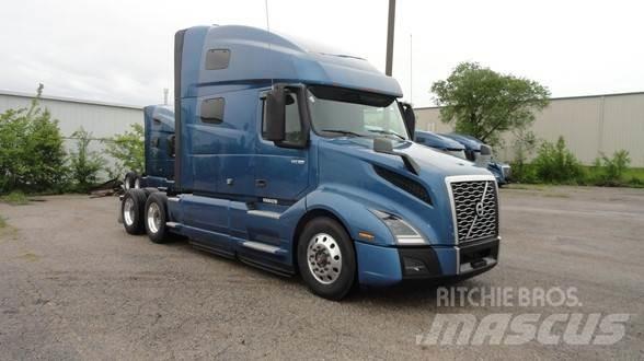 Volvo VNL64T760 Conventional Trucks / Tractor Trucks
