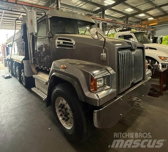 Western Star 4700 Dump Trucks