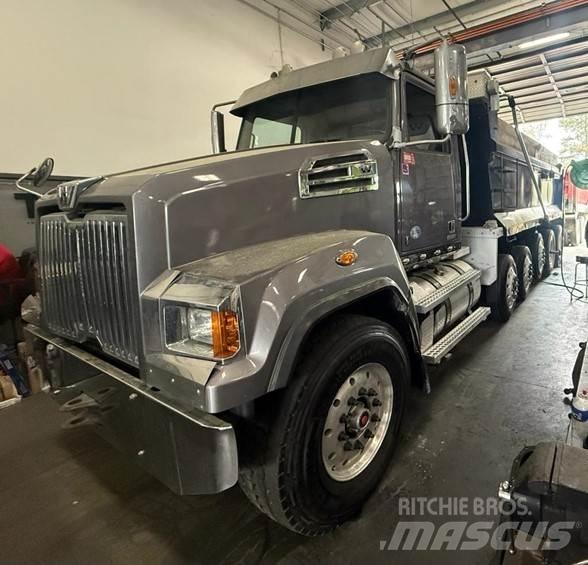 Western Star 4700 Dump Trucks