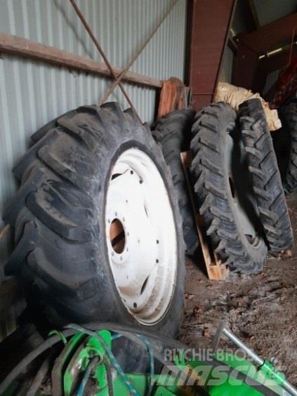  - - -  14,9x38 Tires, wheels and rims