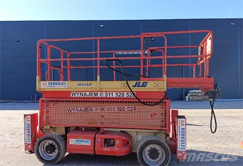 JLG 4069 Scissor Lifts