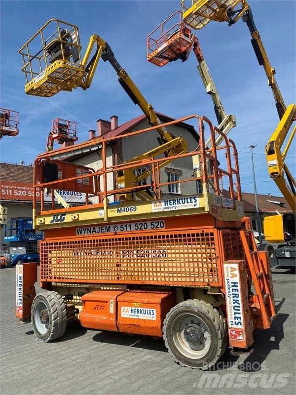 JLG 4069 Scissor Lifts