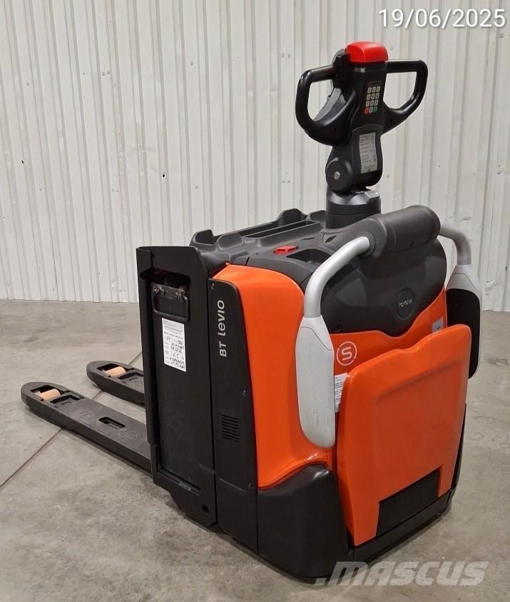 BT LPE200/10 Pallet Truck