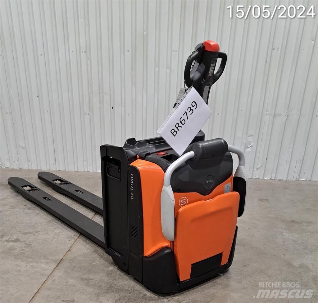 BT LPE200/8 Pallet Truck