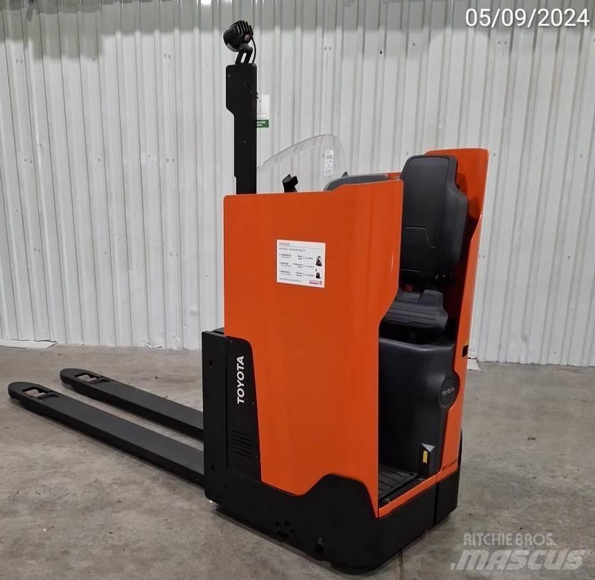 BT LSI200 Pallet Truck