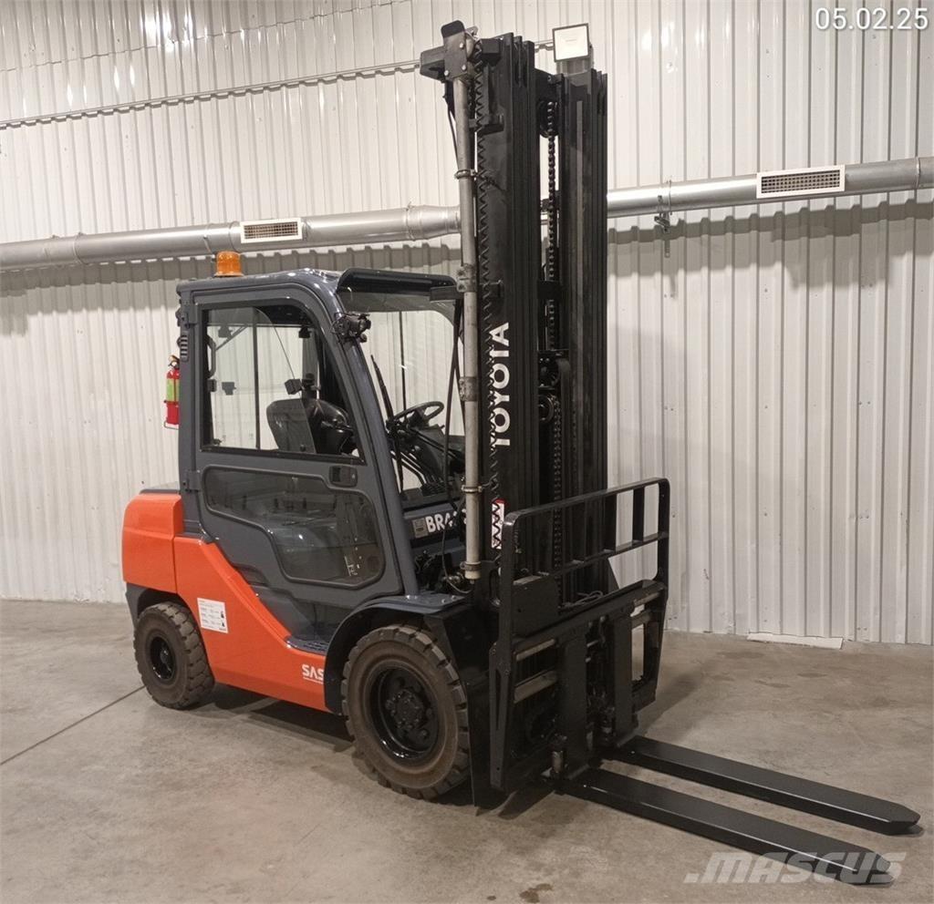 Toyota 02-8FDF30 Diesel Forklifts