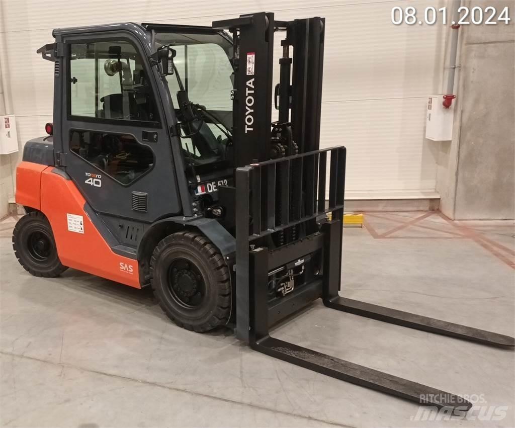 Toyota 8FD35F Diesel Forklifts