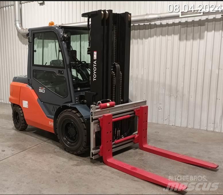 Toyota 8FD50F Diesel Forklifts