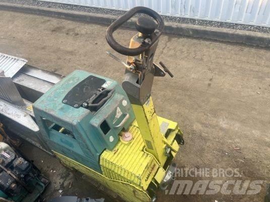 Ammann APH11095 Plate Compactors