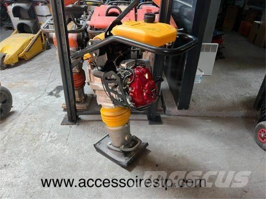  ENARCO PH60H Plate Compactors