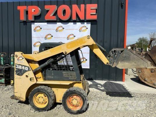 Gehl 3840 Mini Loader