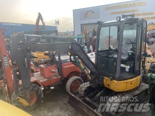 Komatsu PC26MR-3 Mini Excavators <7t (Mini Diggers)