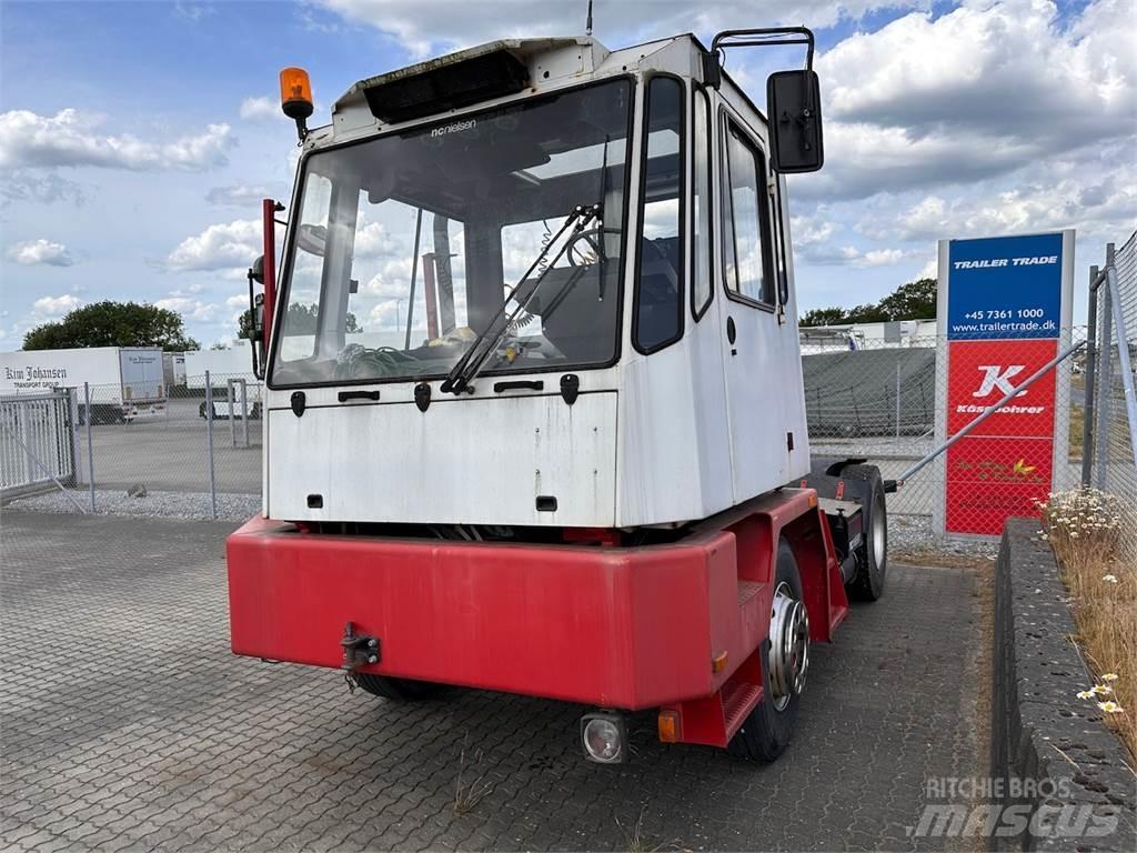 Mafi  Conventional Trucks / Tractor Trucks