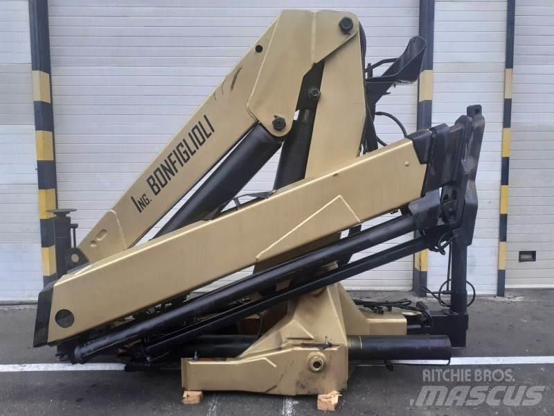 Bonfiglioli 22500XL Knuckleboom cranes