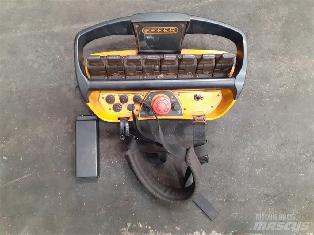 Effer 100 - 3S Knuckleboom cranes