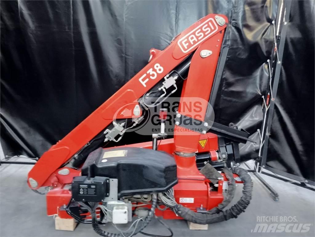 Fassi F38AF Knuckleboom cranes