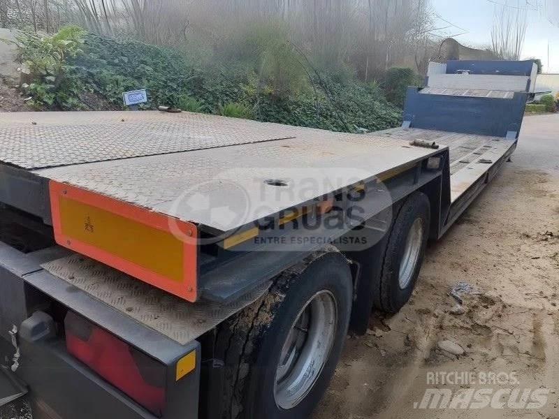 Lako SU234 Lowboy Trailers