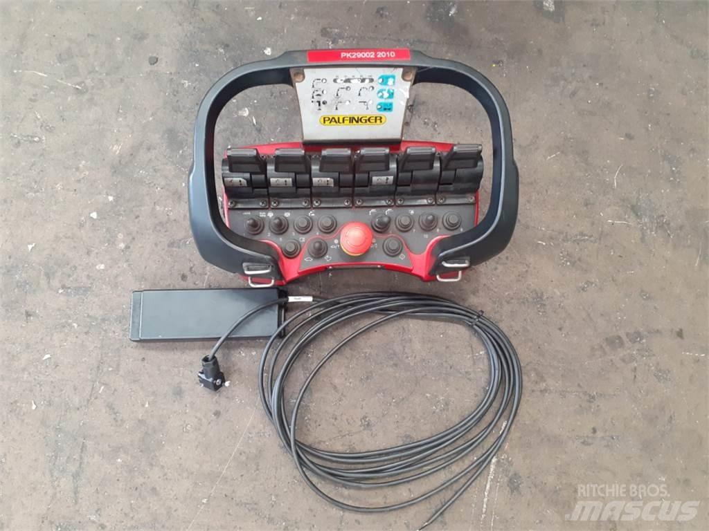 Palfinger PK 29002 Knuckleboom cranes
