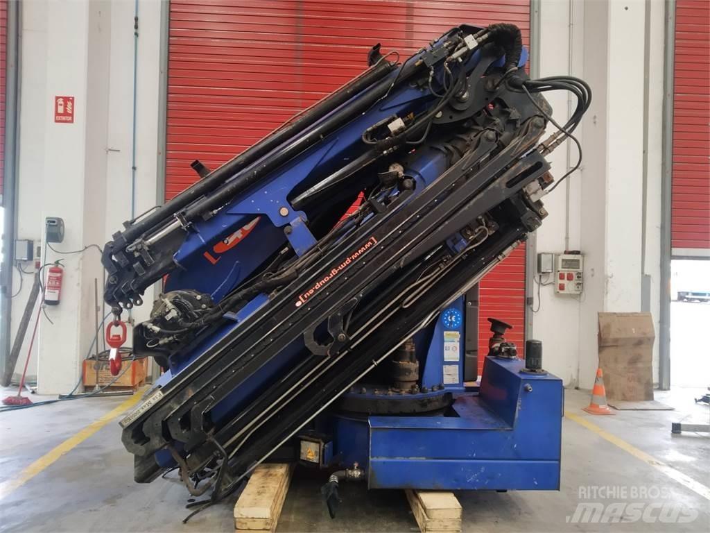 PM 48 Knuckleboom cranes