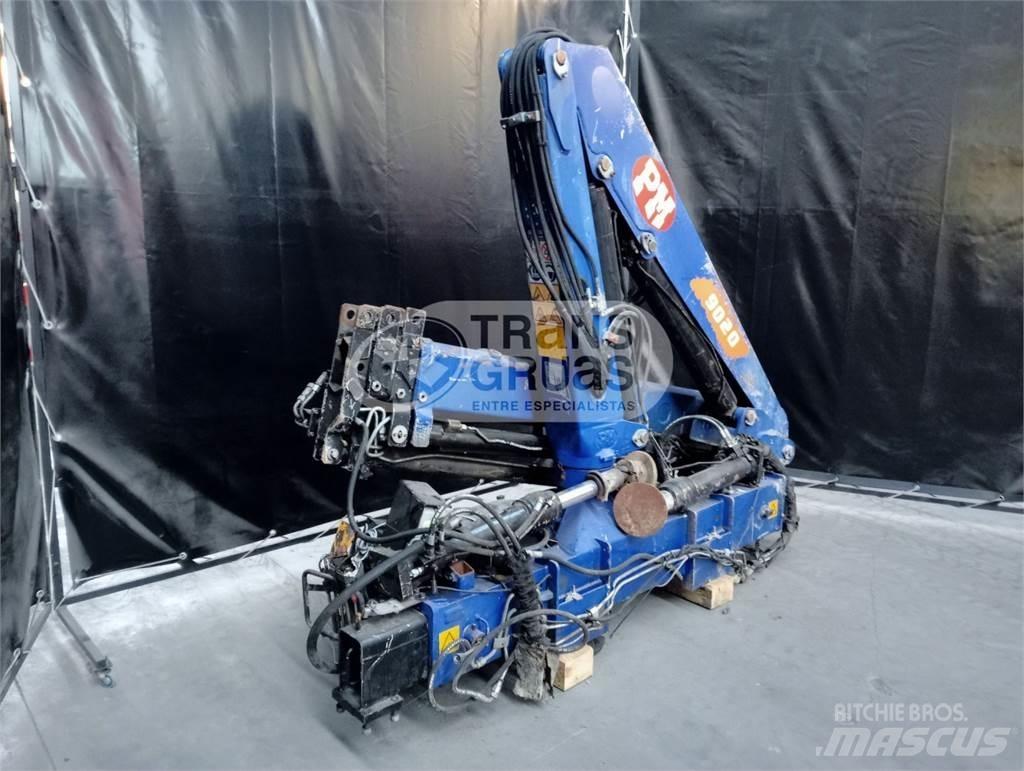 PM 9 Knuckleboom cranes
