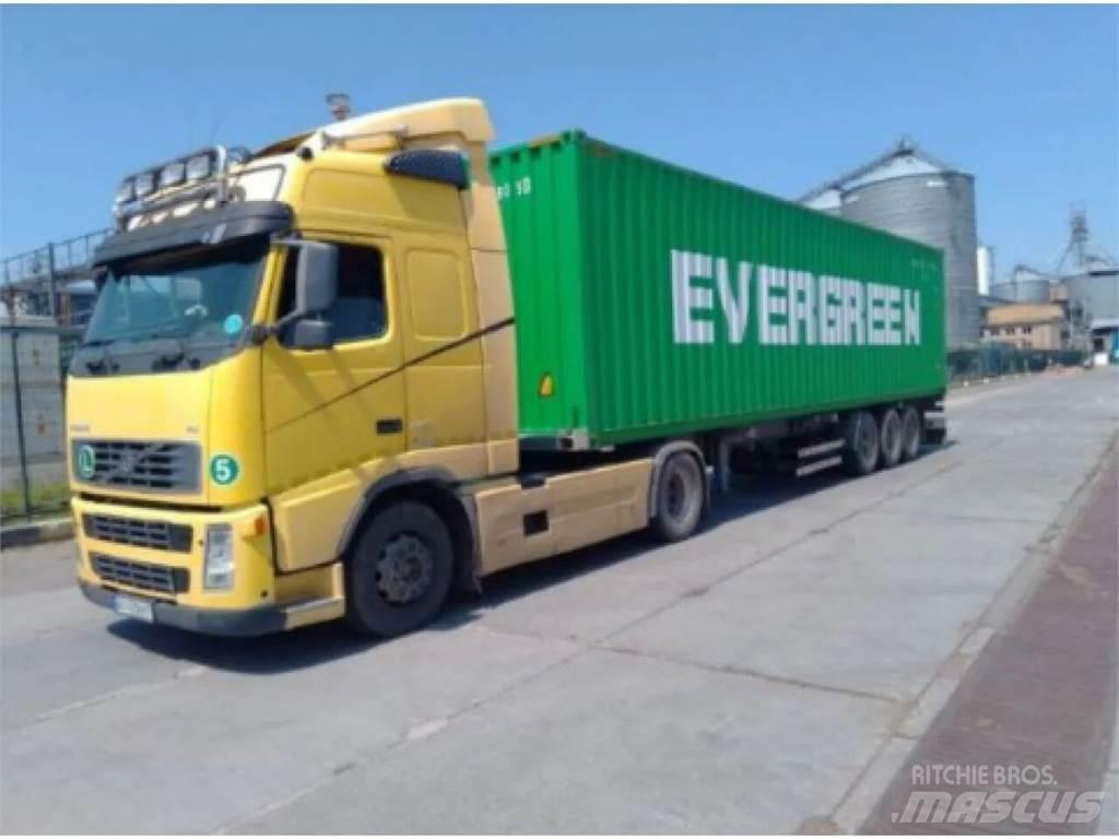 Volvo  Conventional Trucks / Tractor Trucks