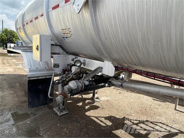 Heil  Tanker Trailers