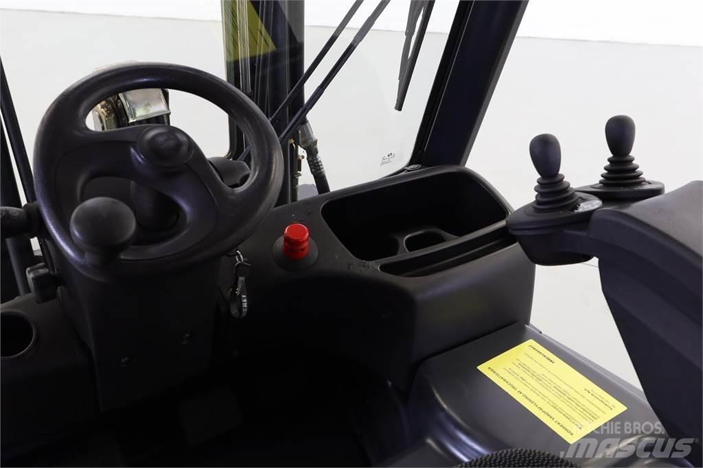 Linde E16L-01 Electric Forklifts