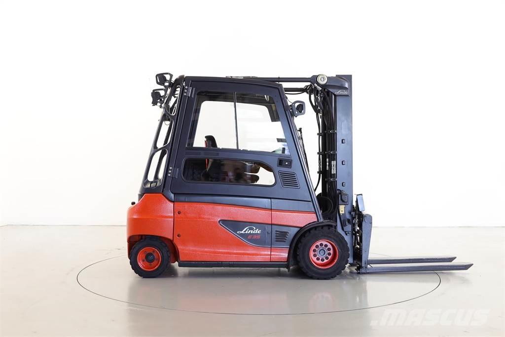Linde E35L-01 Electric Forklifts