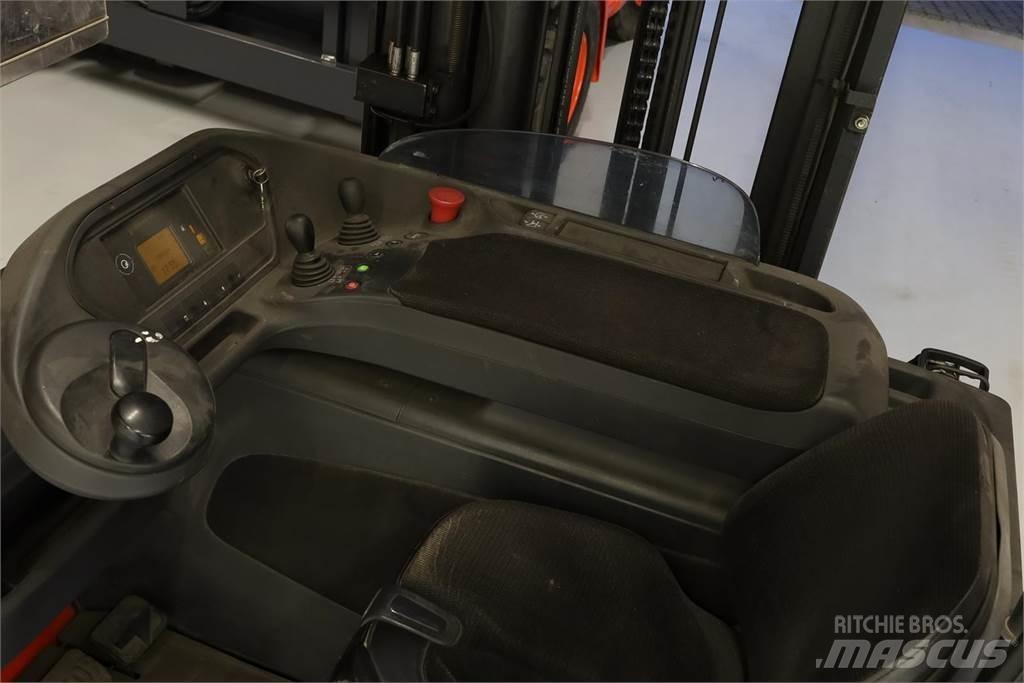 Linde R14-1120 Reach trucks