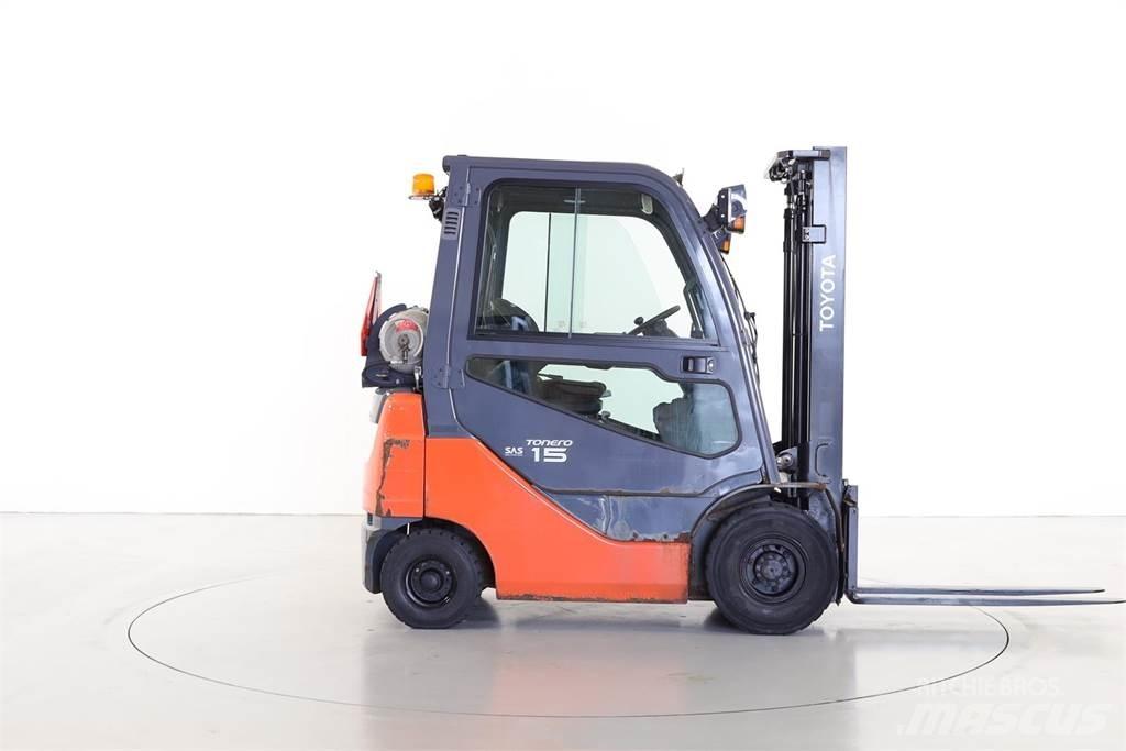 Toyota 02-8FGF15 LPG trucks