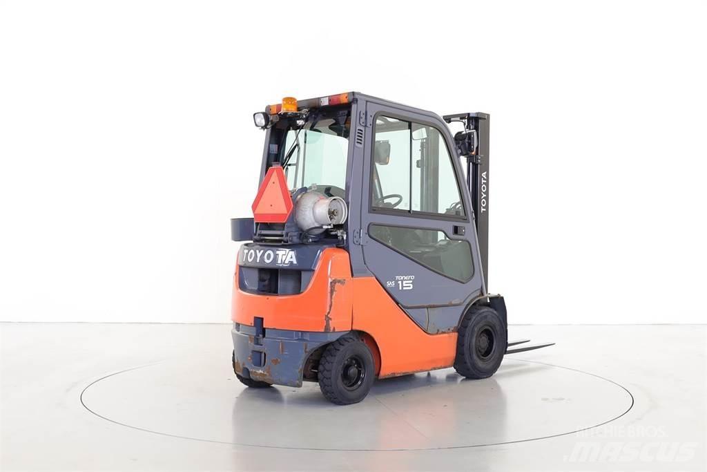 Toyota 02-8FGF15 LPG trucks