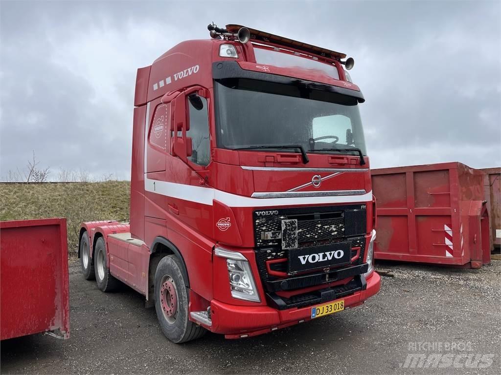 Volvo FH540 Lowboy Trailers