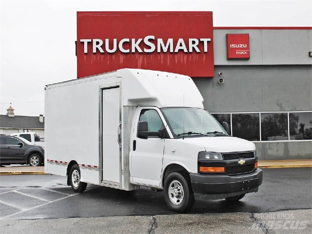 Chevrolet 3500 Panel vans