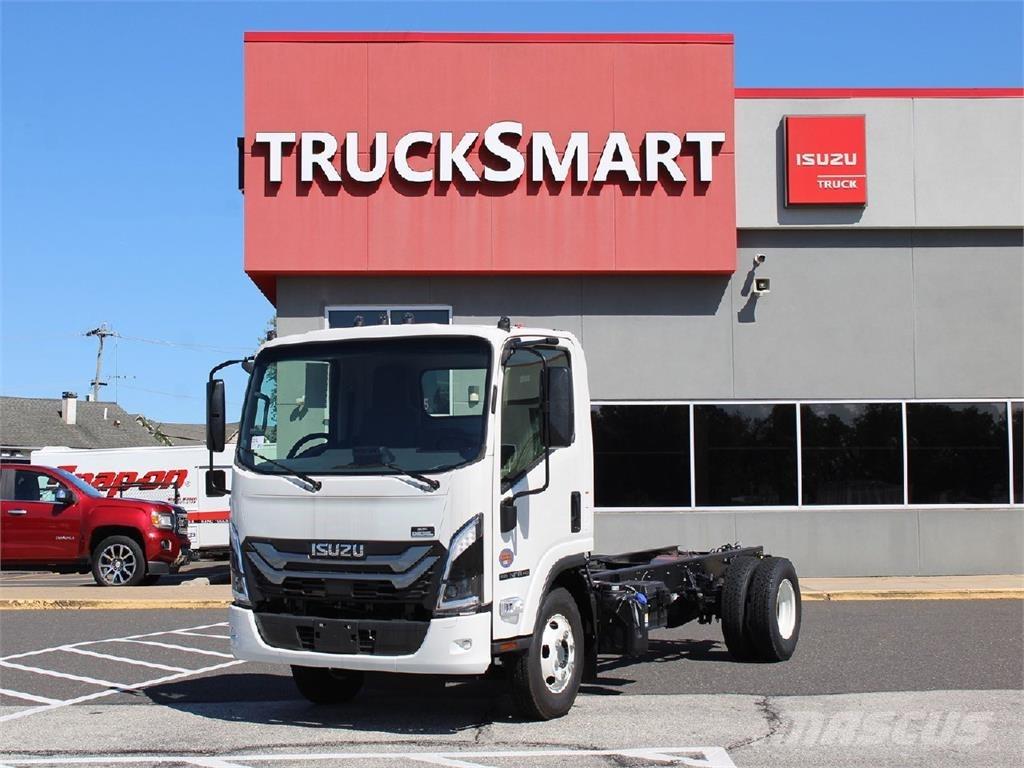 Isuzu NPR-HD Box trucks
