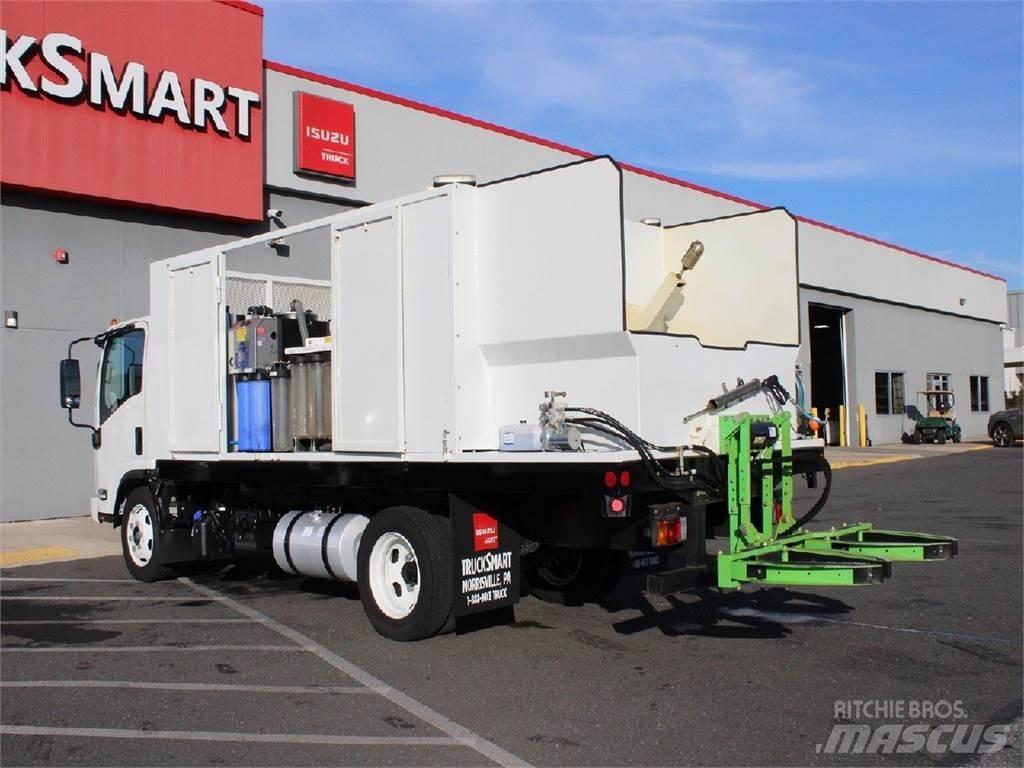 Isuzu NRR Garbage Trucks / Recycling Trucks