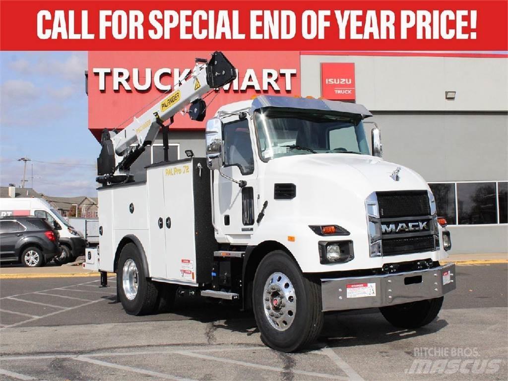 Mack MD6 Boom / Crane / Bucket Trucks