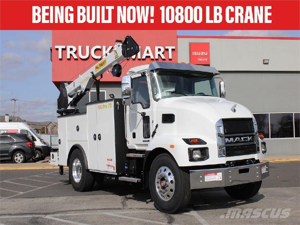 Mack MD6 Work Trucks / Municipal