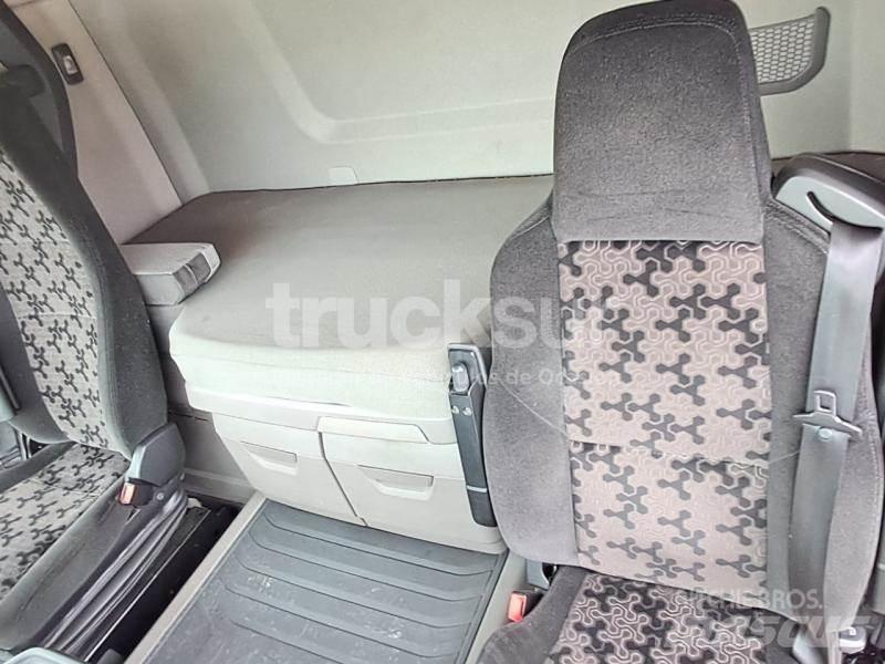 Scania R450 Conventional Trucks / Tractor Trucks