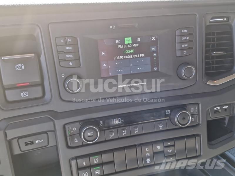 Scania R450 Conventional Trucks / Tractor Trucks
