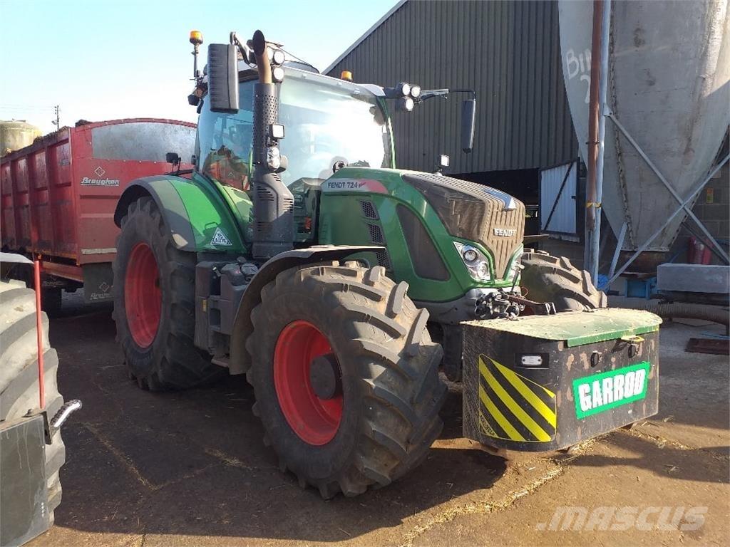 Fendt 724 Tractors