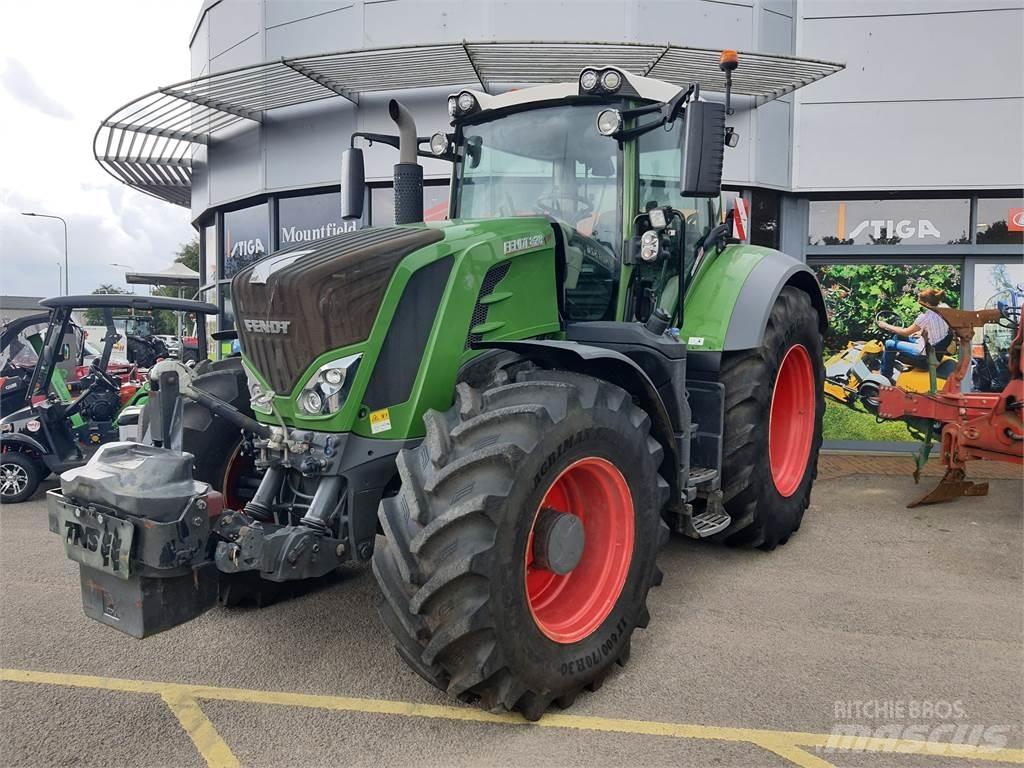 Fendt 828 VARIO S4 Tractors