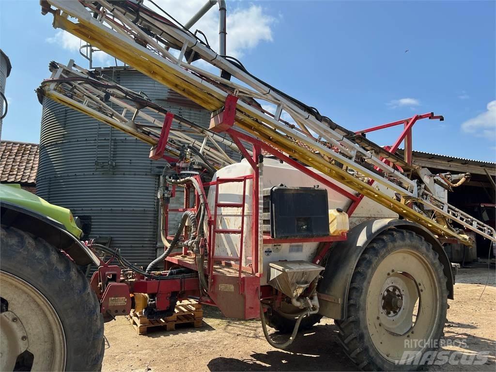 Landquip 3000L Trailed sprayers