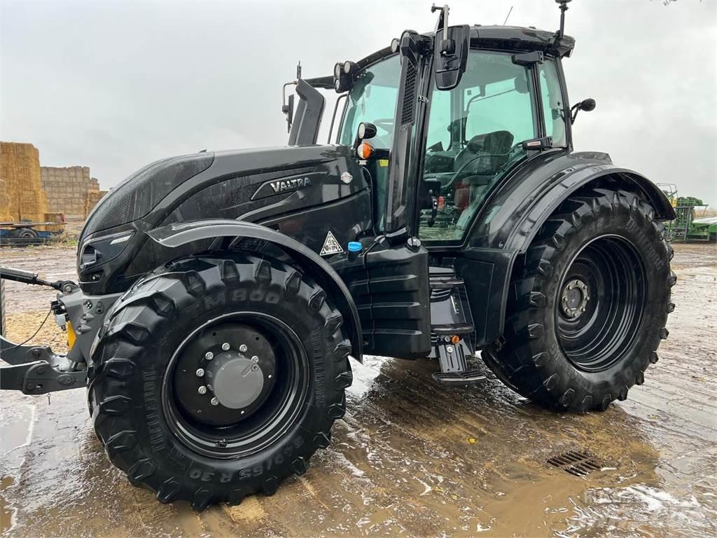 Valtra T174V Tractors