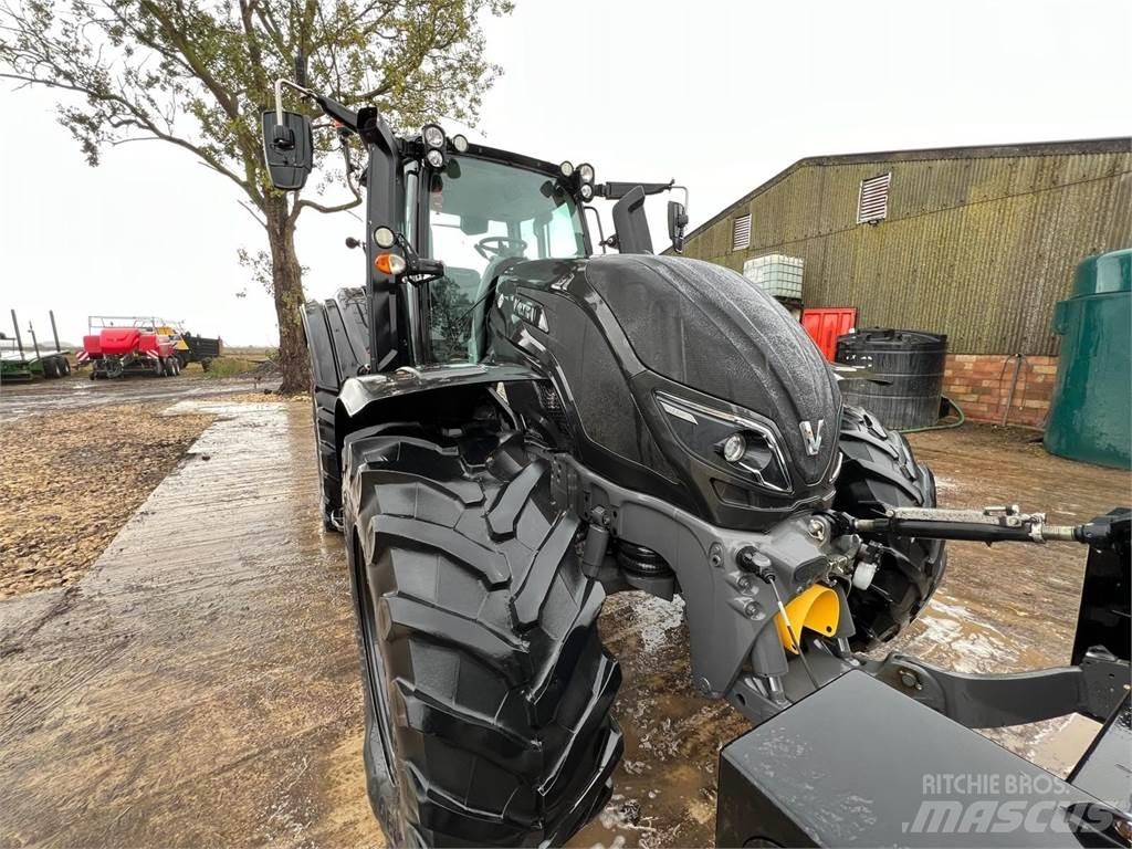 Valtra T174V Tractors
