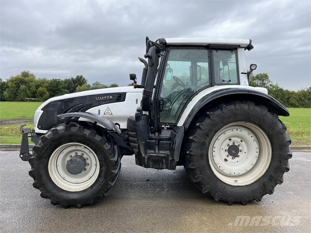 Valtra T203D Tractors