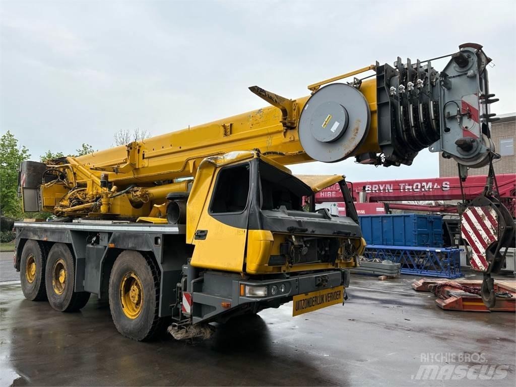 Grove GMK 3055 Mobile and all terrain cranes