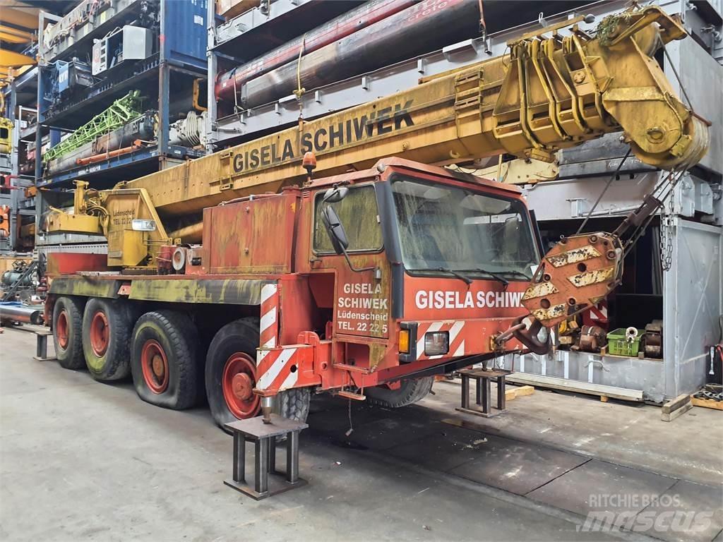 Liebherr LTM 1050 Mobile and all terrain cranes