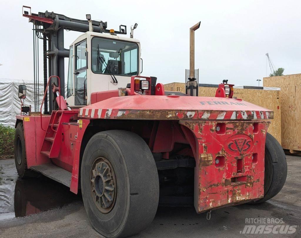 CVS Ferrari F32 Diesel Forklifts